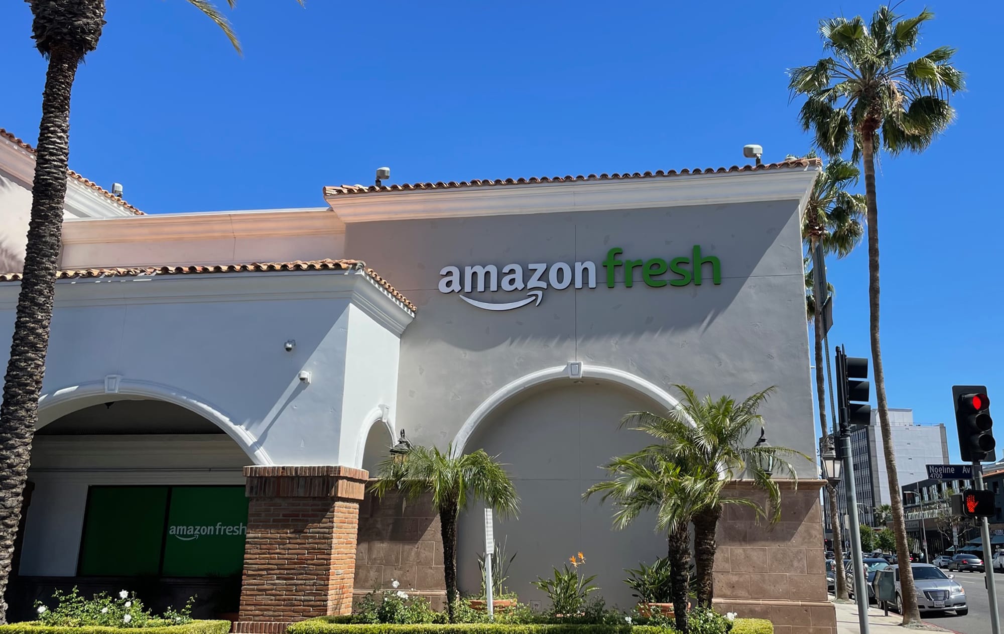 Ad Art Sign Co., AdArt, Full Service Signage, LED Lighting, Digital Signage,Retail, Face-Lit Channel Letters, Amazon Fresh, Encino, CA