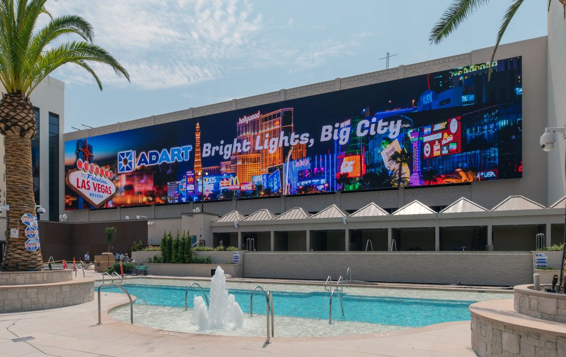 Hospitality & Entertainment: Sahara Resort Outdoor Pool LED Video Wall